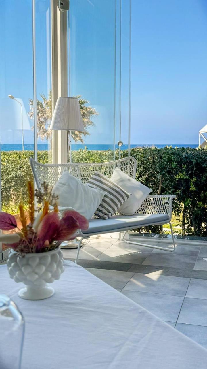 Appartamenti Vacanze Villa Meo Villafranca Tirrena Luaran gambar