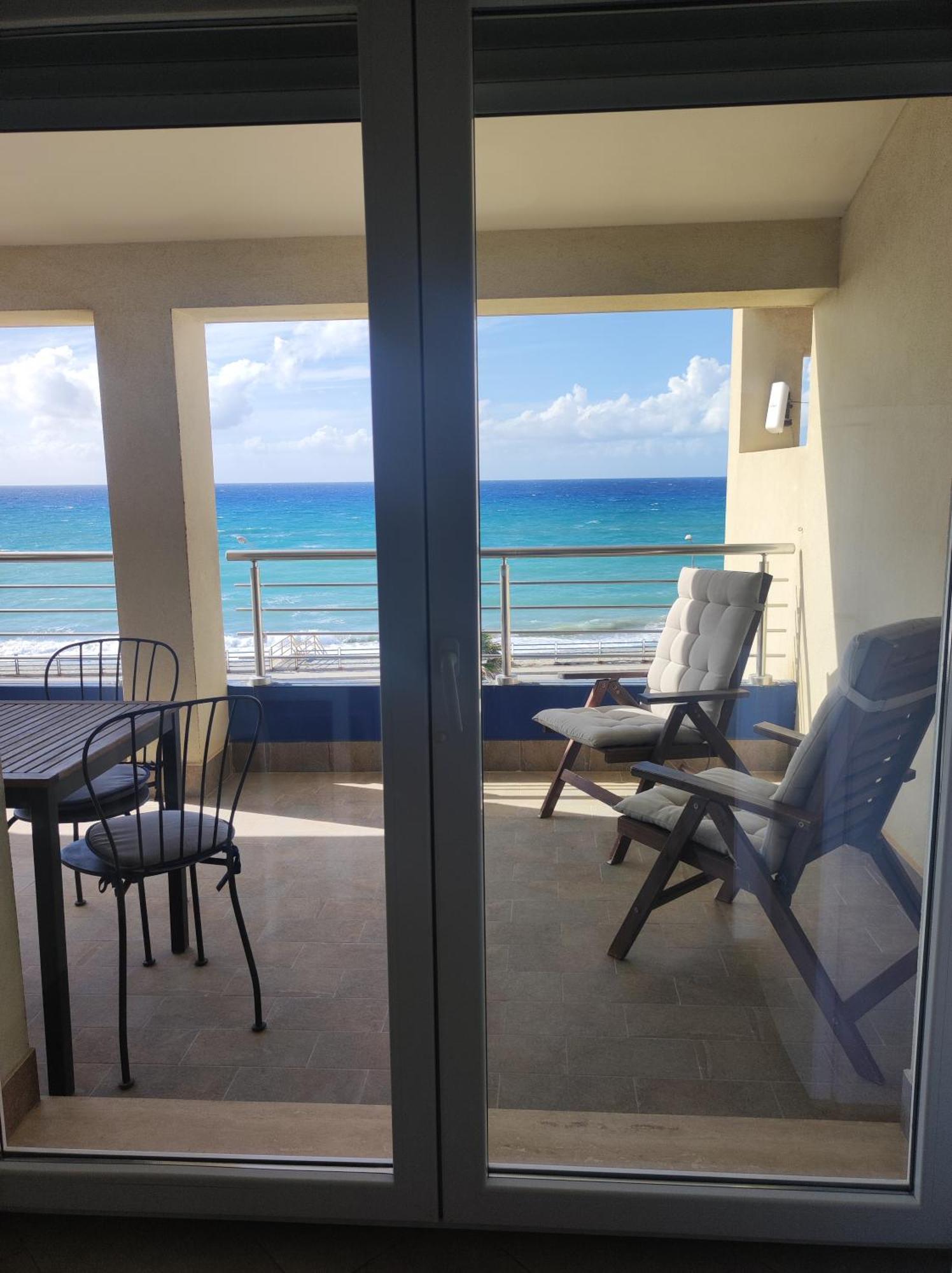 Appartamenti Vacanze Villa Meo Villafranca Tirrena Luaran gambar